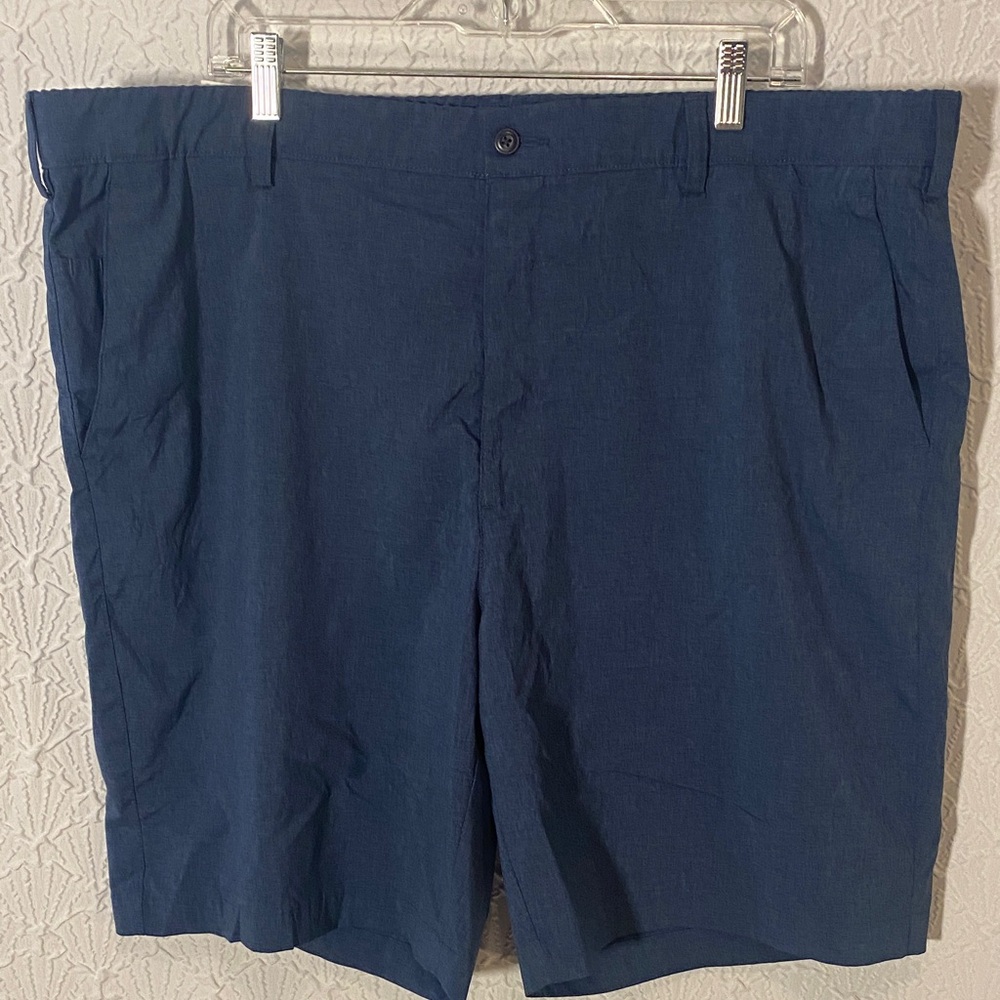 PGA Tour Navy Flat Front Shorts Size 44. Birdie Golf Course Casual Lightweight